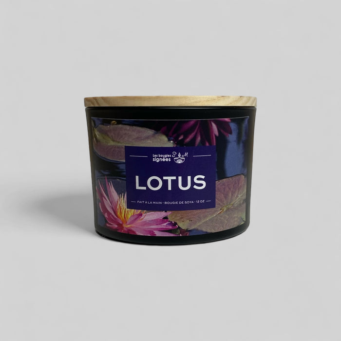 treewicks  sérénité  soja  rafraichissants  rafraichissante  pureté  parfum naturel  parfum frais  parfum floraux  parfum envoûtant  parfum délicat  parfum doux  odeur  oasis  nature  lotus blanc  lotus  fraicheur  fragrance  florale  floral envoûtant  floral  envoûtant  délicatement  délicate  douce et réconfortante  coeur floral  chandelle  candle  bougie  arômes  arôme naturel  8 oz  3 mèche  12 oz