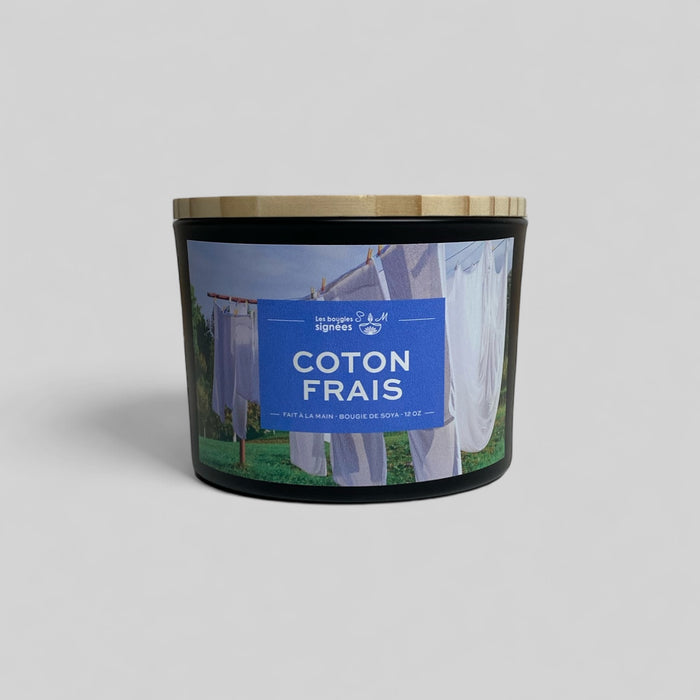 très odorante  soja  puissant  propreté  parfum naturel  parfum envoûtant  parfum doux  odeur corsé  odeur captivante  maison propre  literie  fraicheur structurante  fraicheur  fragrance  envoûtant  enveloppera  eau et savon  doux moment  coton frais  chandelle  candle  bougie  arômes  air frais  8 oz  3 mèche  12 oz , lessive propre , odeur propre
