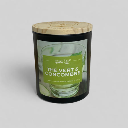 thé vert et concombre  thé vert  thé  séduire  séduira  sucrée  soja  rafraichissante  parfum envoûtant  odeur festive  notes herbacées  herbes  fraicheur structurante  fraicheur estivale  fraicheur  fragrance  finesse  concombre  clarté  chandelle  candle  bougie  arômes  arôme naturel  agrumes  8 oz  3 mèche  12 oz